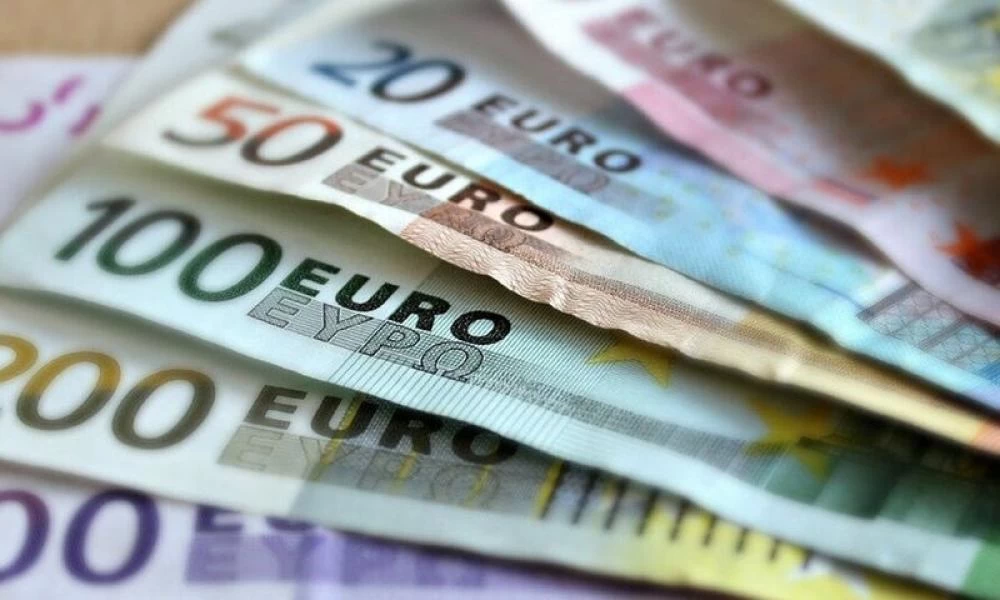 «Άνοιξε» η ηλεκτρονική πλατφόρμα στην ΕΡΓΑΝΗ για το επίδομα των 800 ευρώ